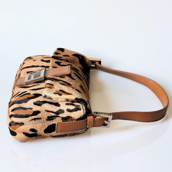 Fendi Baguette Leopard Print Pony Hair - Picture 4 of 14
